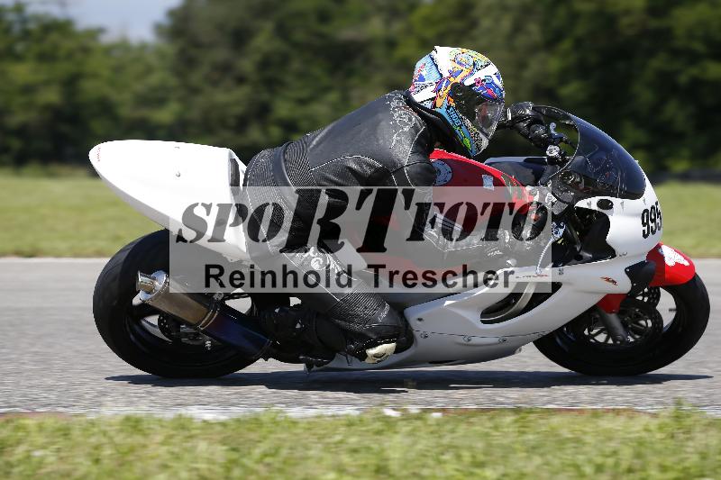 /Archiv-2024/29 12.06.2024 MOTO.CH Track Day ADR/Gruppe gelb/995